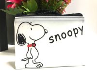 SNOOPY  ซอง ซองซิป ซองใส่เหรียญ กระเป่าใส่เหรียญ ซองใส่บัตร ซองซิป ซองใส่บัตร ลาย SNOOPY  สนูปปี้  big1   ขนาด 8.5 x 11.5 CM BY NPNN