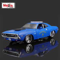 Maisto 1:24 1970 DODGE CHALLENGER Rt ล้อแม็กรถยนต์รุ่น D Iecasts โลหะรถสปอร์ตรุ่นจำลองการเก็บเด็กของเล่นของขวัญ