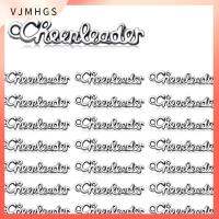 VJMHGS 100PCS โลหะผสมอัลลอยด์ เสน่ห์เชียร์ลีดเดอร์ รูปร่างเมฆ เงินโบราณ เสน่ห์ตัวอักษร ส่องแสงระยิบระยับ เสน่ห์กีฬา สาวๆ