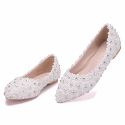 Big yards white lace flat shoes bride shoes XiuHe serve pregnant women casual shoes with flat shoes female convention