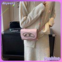 DOYOURS สไตล์ hottie กระเป๋า Crossbody โซ่ห่วงโซ่ พียู PU กระเป๋าสะพายไหล่แบบสั้น ลำลองแบบสบายๆ พร้อมหัวเข็มขัดแม่เหล็ก กระเป๋าคาดเอว ผู้หญิงสาวสาว