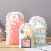 【LZ】¤  Portable Cartoon Drawstring Storage Bags Organizador impermeável Toiletry Bag Travel Shoes Clothes Underwear Cosmetic 3 Tamanhos