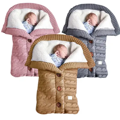 ถุงนอนที่อบอุ่นเด็กทารกฤดูหนาวหนาปุ่มถักถุงนอนหลับสำหรับเตียงพันผ้าห่มรถเข็นเด็ก Footmuff เด็กวัยหัดเดินห่อ