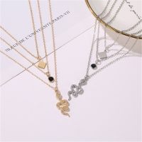 【COD Tangding】Retro 3-Layer Geometric Necklace Female Personality Set Diamond Snake Pendant 12 Zodiac Jewelry