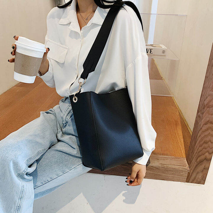 solid-color-pu-leather-crossbody-bags-for-women-bucket-bags-2022-new-lady-handbags-with-wide-belt-travel-shoulder-bags-casual