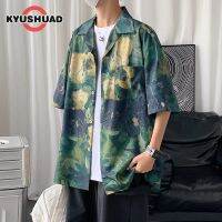 KYUSHUAD แขนสั้นภาพวาดสีน้ำมันชายเสื้อสีเขียวหลวมแขนสั้นขี้เกียจ