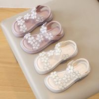 Girls Sandals 2023 New Summer Princess Shoes Little Girls Shoes Joker Soft-soled Beach Shoes for Children and Children