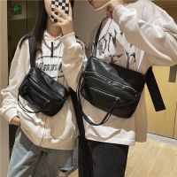 【hot seller】 of lazy mens and womens single shoulder slope bag soft leather large capacity web celebrity messenger bag a undertakes