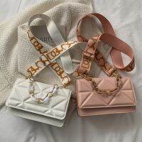 【jw】❈☞  Chain Small Wide Flap Ladies Handbags Fashion Embossed Color for Weekend Vacation