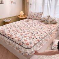 1 Pc Thicken Quilted Mattress Cover Printed Fitted Sheet with Lace Anti-Bacteria Bed Pad Cover Bedspreads Without Pillowcase