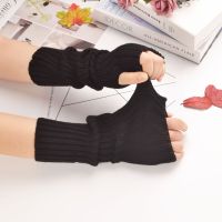 [A Like]ใหม่ผู้หญิงแฟชั่นถุงมืออบอุ่นแขนนุ่มแขน Fingerless นวมถุงมือผู้ใหญ่สีถักอุ่นหญิง