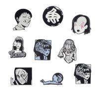 【DT】hot！ Thriller Comics Uzumaki Junji Ito Tomie Horror Eyeball Metal Pins Backpacks Decoration Jewelry