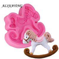 1Pcs 3D Trojan horse shape Silicone Fondant Molds Baby birthday Cake Decorating Tools Gumpaste Chocolate Moulds D0731 Bread  Cake Cookie Accessories