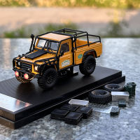 MASTER 1:64 GULF LR Defender 110 Camel Cup Truck Collector Edition Metal Diecast Model Toy Gift