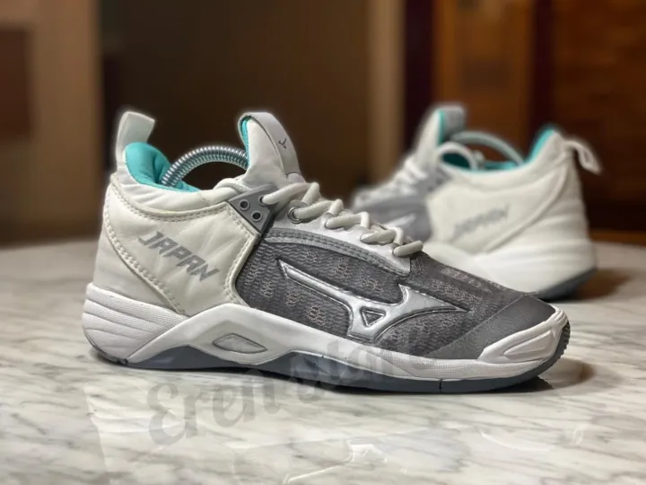 Sepatu Voly Mizuno Wave Momentum Japan Terbaru Sepatu Volly Mizuno Wave Momentum Wanita Sepatu Olahraga Wanita Sepatu Mizuno Sepatu Volly Voly Voli Wanita Terbaru Lazada Indonesia