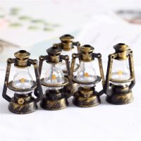 【hot】№ 5/10PCS 37x54mm Scale Kerosene Lantern Lamp Ornaments Garden AccessoriesHome Decoration