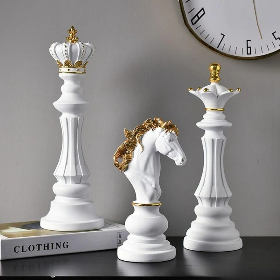 Retro Resin Chess Pieces Modern Home Decor International Chessmen