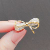 Trendy Buckle Bowknot Brooches Female Waist Retracting Pins Luxury Rhinestone Opal Brooch Prevent Wardrobe Malfunction Buckle