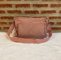 Kipling Reth กระเป๋าสะพายทรงสวย รุ่นยอดนิยมเลยค่

แท้