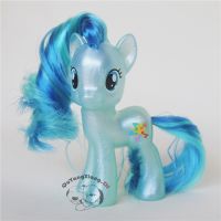 P8-044 Action Figures 8cm Little Cute Horse Model Doll Prince Music Brilliant Anime Toys for Children