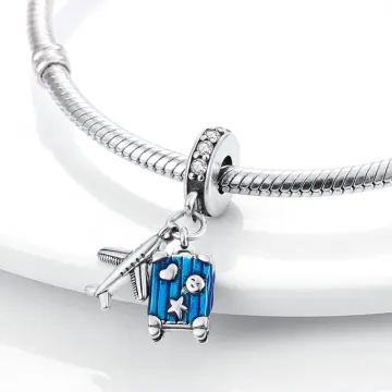 Pandora travel bag online charm