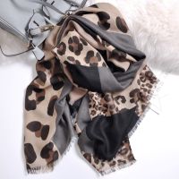 【LZ】☞✇  Mulheres lenço de seda moda lenço de cabelo seda leopardo impressão cetim neckerchief feminino bandana ornamento saco cachecóis xales