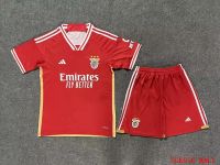 Benfica เสื้อเจอร์ซีย์ใส่อยู่บ้านแบบ23/24ชุดเจอร์ซี่ฟุตบอลคุณภาพแบบไทยสำหรับเด็กและผู้ใหญ่