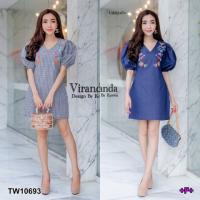 P10693 เดรสคอวีแขนพอง V-neck puff sleeve dress