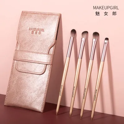 High-end Original Charm girl eye shadow brush set Cangzhou small grape makeup brush portable one soft hair eye smudge brush three packs