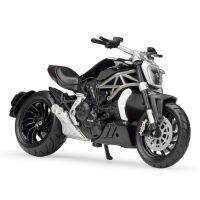 【Popular】 1:18 Ducati XDiavel S รถจักรยานยนต์รุ่นซูเปอร์มอเตอร์สีดำ