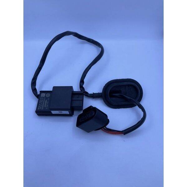 Vw Volkswagen Original Upgraded Fuel Pump Control Module for Polo Passat Golf Tiguan Cross