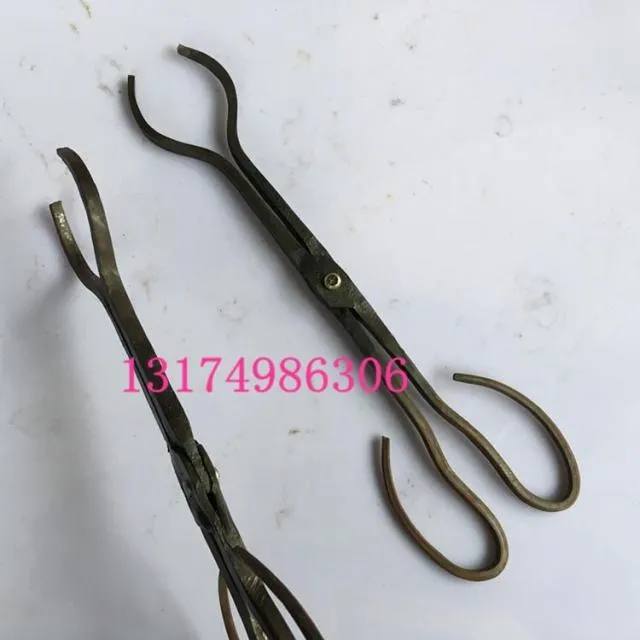 Hand-forged round tongs, wide iron tongs, aluminum ingot tongs, fire ...