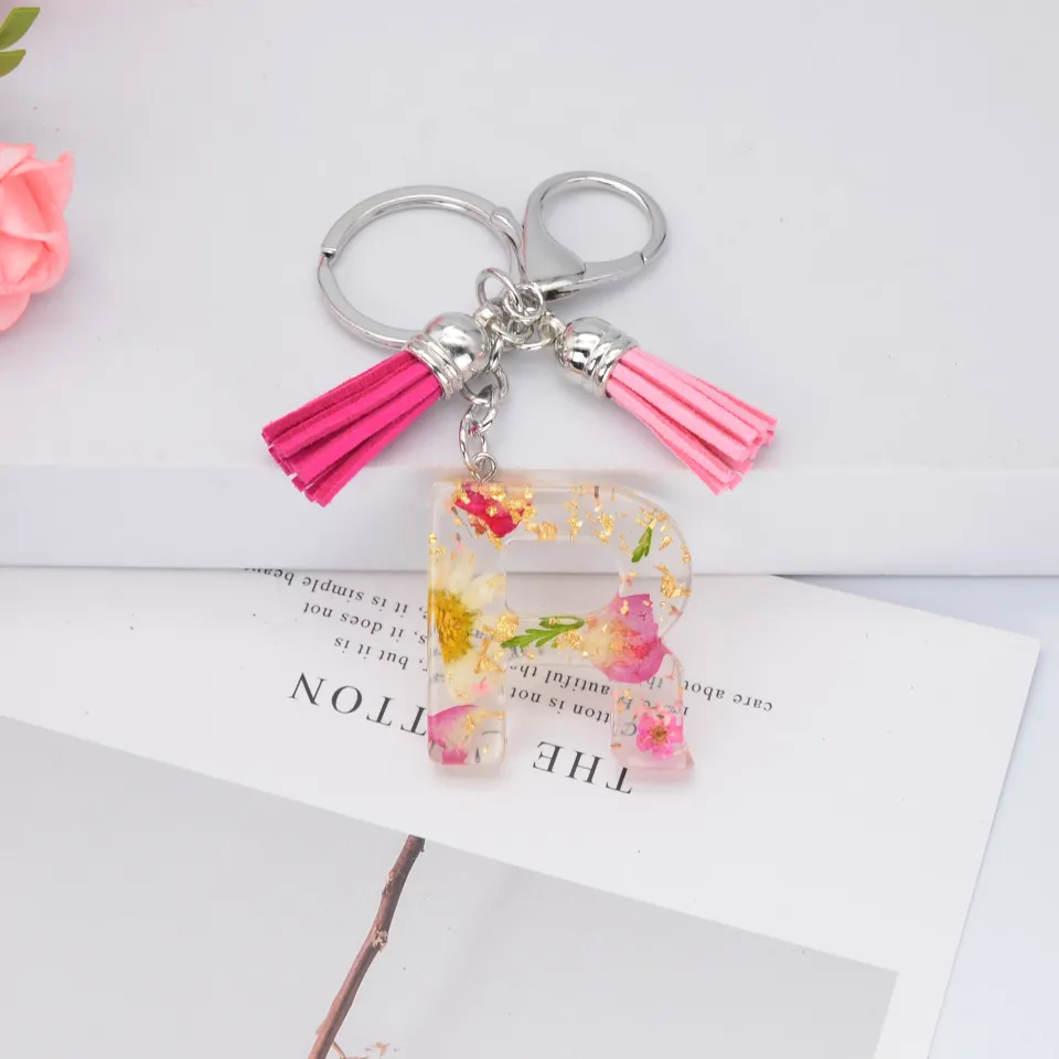 1Pc Real Dried Flower Letter Alphabet Keychain Crystal Resin Words