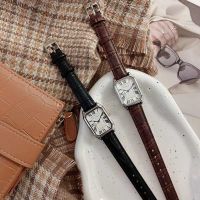 xis664 นาฬิกาข้อมือผู้หญิง นาฬิกาข้อมือ ผู้หญิง นาฬิกาสตรีแบบนอร์ดิก (Nordic niche watch) womens minimalist temperament ins style student trend Roman scale womens belt quartz womens watch