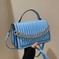 Female bag 2022 summer new fashion fold chain bag contracted fashion handbag shoulder inclined shoulder bag