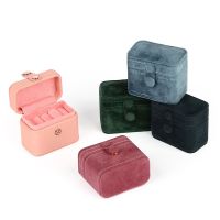 Logo Custom New Mini Clip Jewelry Box High-end Beaded Velvet Portable Jewelry Storage Bag Bracelet Earring Jewelry Storage Box