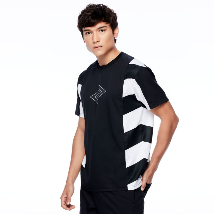 unbound-track-oversized-t-shirt-เสื้อยืดแขนสั้นชาย-เสื้ออันบาวน์-ตัดต่อข้างสีขาวดำ-โลโก้สะท้อนแสง