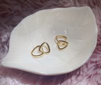 goodgift_station - Double triangle hoop earrings ต่างหูแบบเจาะ ทรงสามเหลี่ยมคล้องกันสองวง