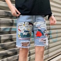 Celana Pendek Denim เทรนด์ฤดูร้อนของผู้ชายกางเกงขาสั้นทรงตรงแบบหลวม Celana Pendek Denim เจาะรู Dibi84207เทรนด์ของผู้ชายแบบเรียบง่าย