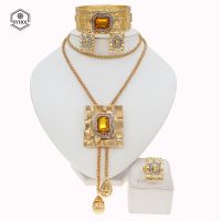 【lz】✢  Moda dubai banhado a ouro mulher pingente conjunto de jóias champanhe ouro strass colar simples pulseira brinco anel conjunto syhol