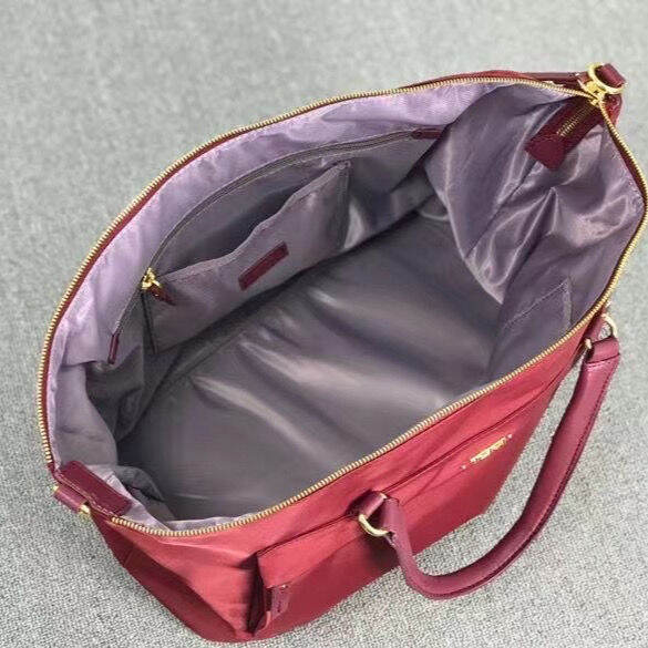 334385tumi-voyageur-คอลเลกชั่นกระเป๋าสะพายไหล่แฟชั่นกระเป๋าถือผ้าร่มไนล่อนน้ำหนักเบาพิเศษสำหรับผู้หญิง