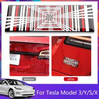 【LZ】♂□✥  Model3 xadrez etiqueta do carro para tesla modelo 3 y s x acessórios 2023 nova auto emblema emblema logotipo decalques peças interiores modelos modely