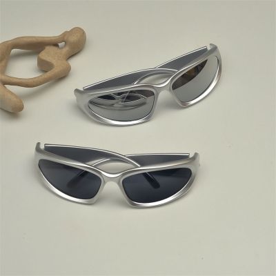 Vintage Unique Design Eye Protection Sunglasses Fashion Men Women Silver Anti-Uv Driving Sports Outdoor Popular UV400