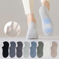 5 Pairs of High Quality Fashion Men Boat Socks Summer Non-Slip Silicone Invisible Cotton Socks Mens Ankle Socks Slippers Meias Socks Tights