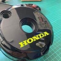 สติกเกอร์ HONDA หยอดแคร้งฝั่งจานไฟ เวฟ125 หัวเถิก,หน้าแหลม,บังลม ขนาด7cm. มีสีให้เลือกทั้งสะท้อนแสงและฟูลออลสุดจี๊ด