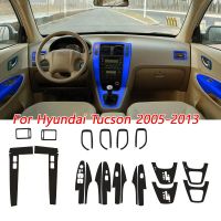 สำหรับ Hyundai Tucson 2005-2013ตรงกลางภายในแผงควบคุมที่จับประตู5D สติกเกอร์ไฟเบอร์คาร์บอนประดับแต่งรถอุปกรณ์เสริม