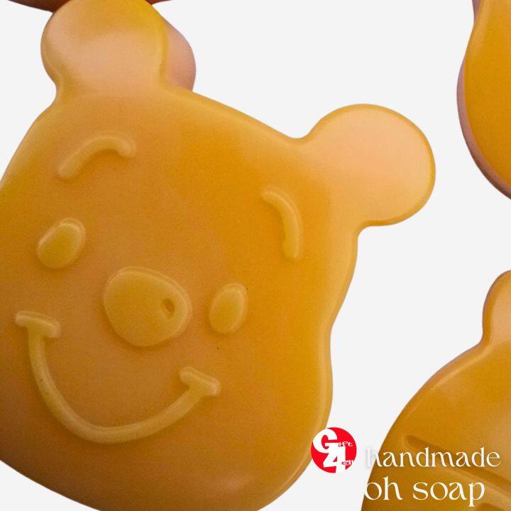 สบู่-แฮนด์เมด-ดีสนีย์-หมีพูห์-วิตามินซีและอีช่วยบำรุงผิว-disney-pooh-handmade-soap-set-10-ชิ้นต่อชุด