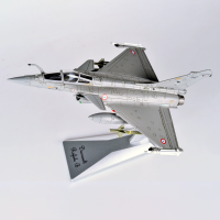 ถังต่อสู้172ขนาดฝรั่งเศสฝรั่งเศส Dassault Rafale C Fighter กองทัพอากาศ D iecast และของเล่นเครื่องบินเครื่องบินรุ่นล้อแม็กคอลเลกชัน