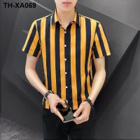 short-sleeved male summer 7 minutes of sleeve stripe shirts han edition tide handsome on the spring and autumn period leisure clothes