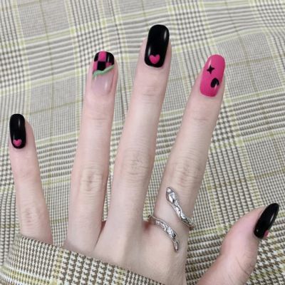 [COD] Easy-to-wear and easy-to-remove wearable nails sweet cool pink black love checkerboard manicure patch internet celebrity new style fake finished product
